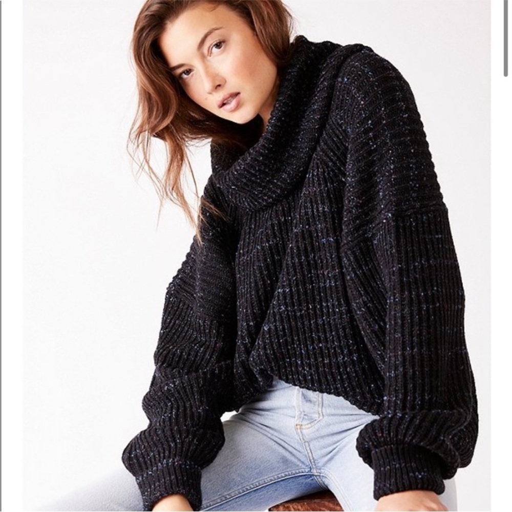 Free People Leo Long Sleeve Dolman Turtleneck Tunic Sweater Blacklight Party L